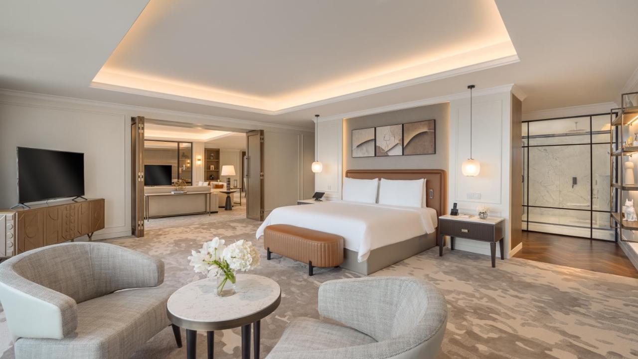 Address Boulevard Hotel